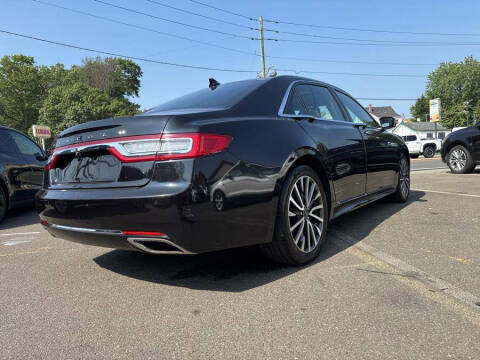 2019 Lincoln Continental Select