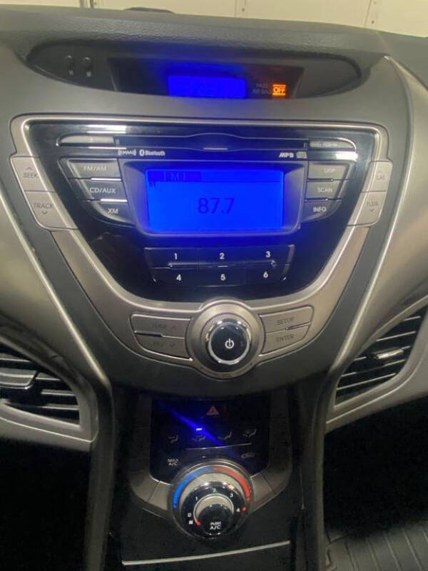 2013 Hyundai Elantra Coupe SE