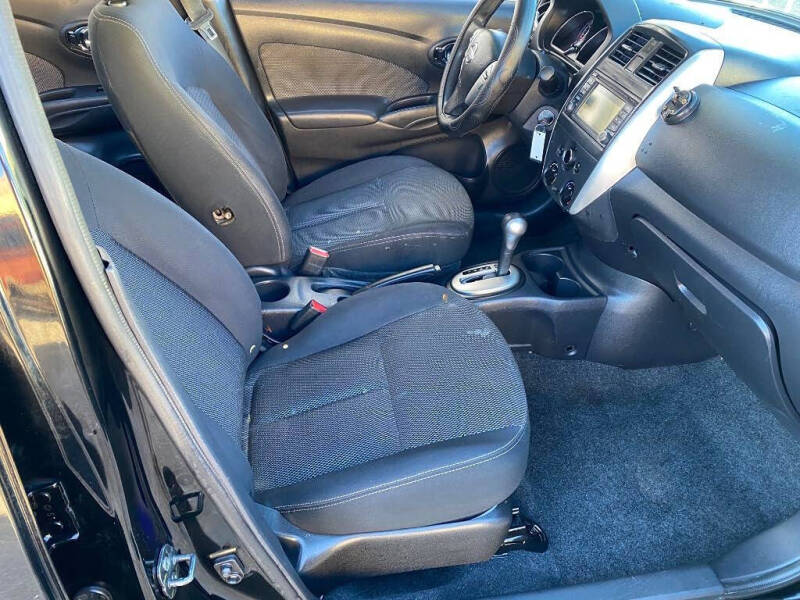 2015 Nissan Versa 1.6 SV