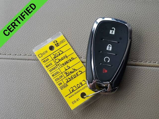 2023 Chevrolet Traverse LS