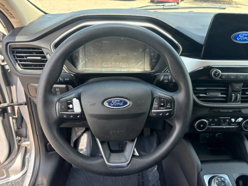 2020 Ford Escape SE