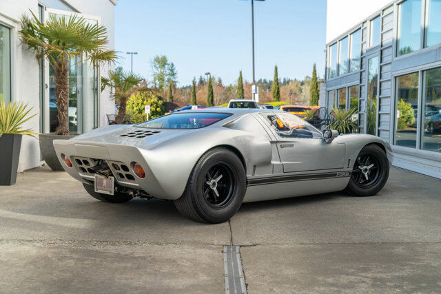 1966 Ford GT40 20