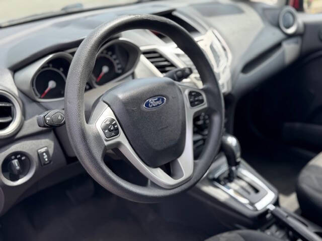 2012 Ford Fiesta SE
