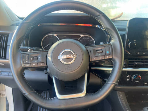 2022 Nissan Pathfinder Platinum