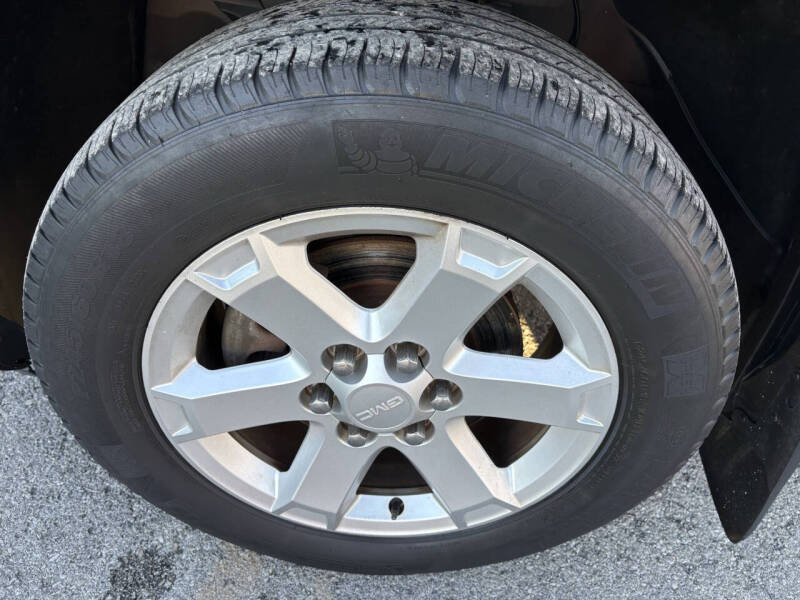 2016 GMC Acadia SLE-2