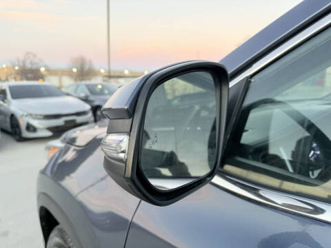 2019 Toyota Highlander LE Plus