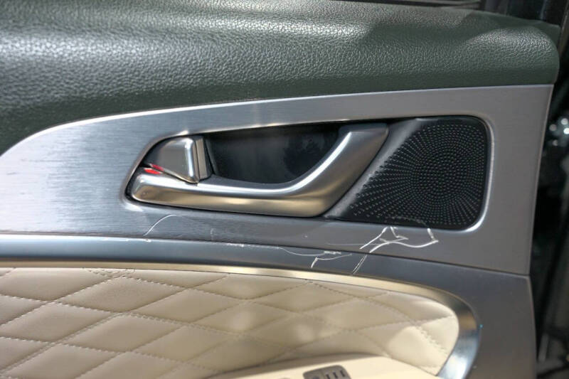 2019 Genesis G70 3.3T Design Edition