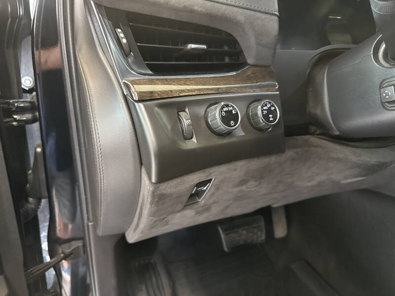 2016 Cadillac Escalade Platinum