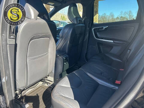 2015 Volvo XC60 T5 Drive-E Platinum