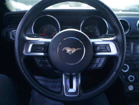 2017 Ford Mustang V6