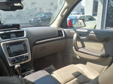 2014 GMC Acadia Denali