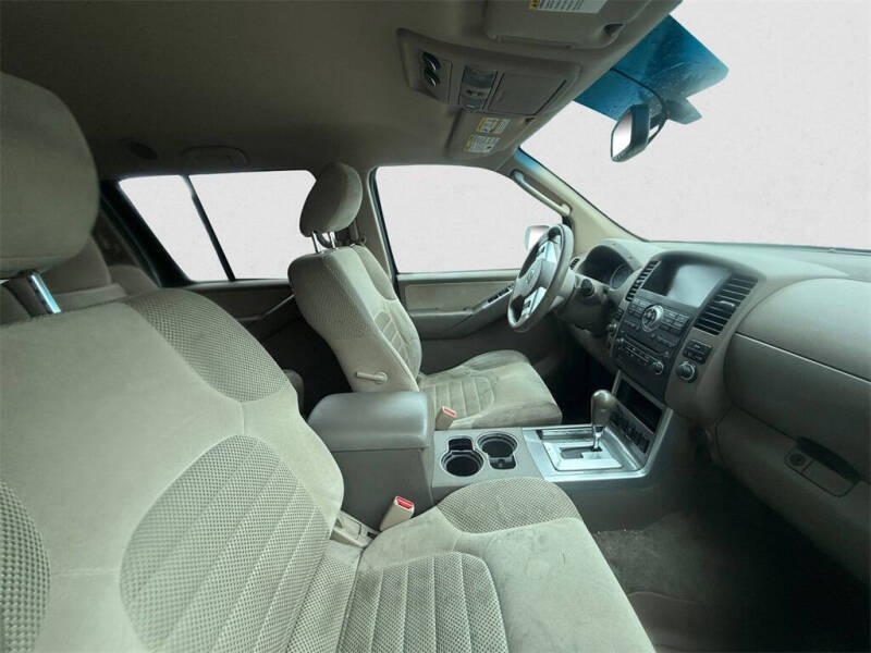 2012 Nissan Pathfinder SV