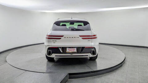 2022 Genesis GV70 2.5T Standard