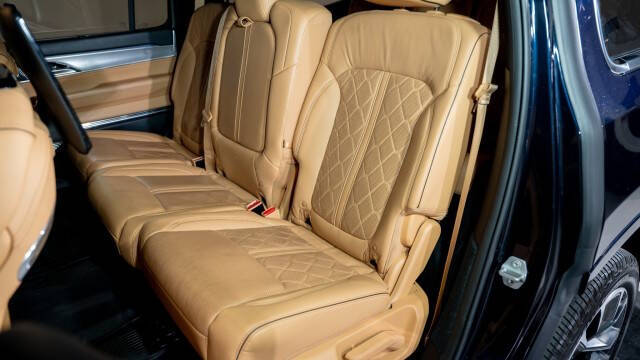 2022 Jeep Grand Wagoneer Series III