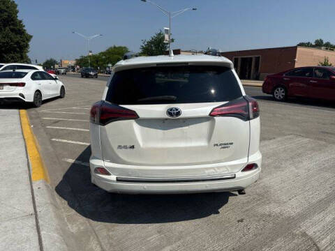 2017 Toyota RAV4 Platinum