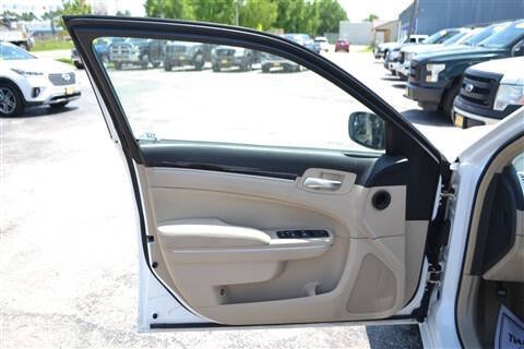 2013 Chrysler 300