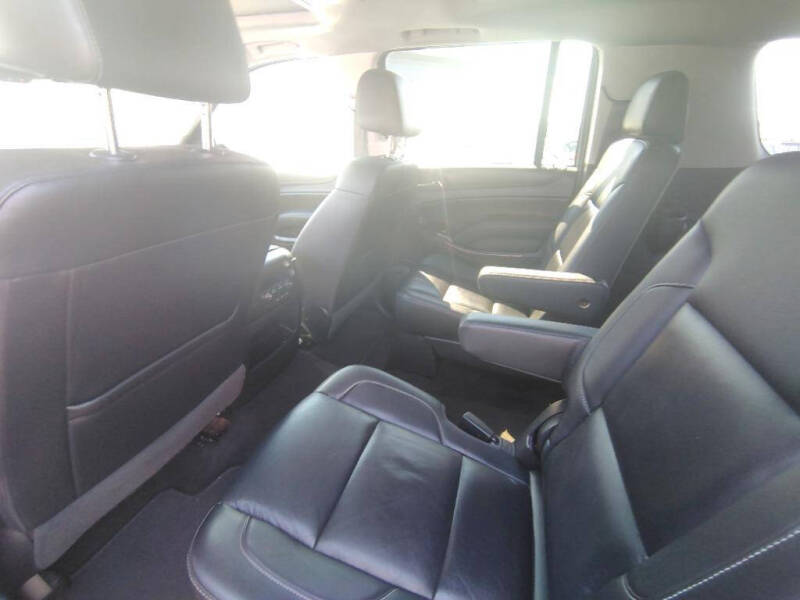 2017 Chevrolet Suburban LT