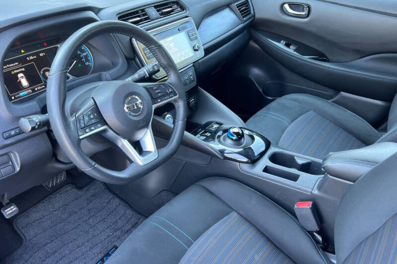 2019 Nissan LEAF SV