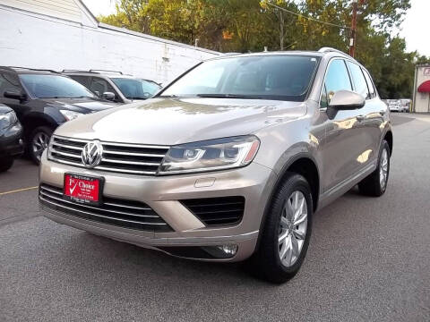 2015 Volkswagen Touareg for sale at 1st Choice Auto Sales in Fairfax VA