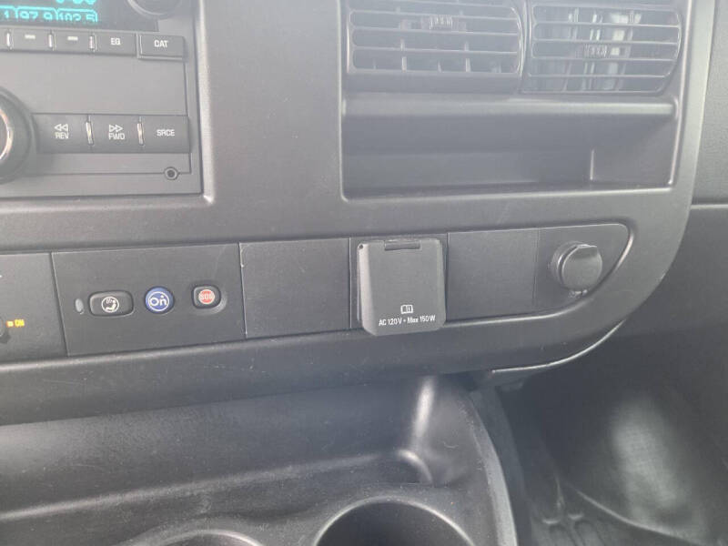 2024 GMC Savana 2500