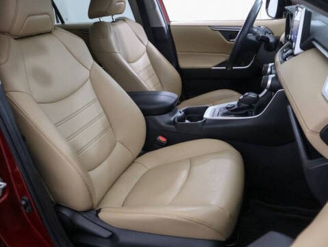 2021 Toyota RAV4 Hybrid XLE Premium