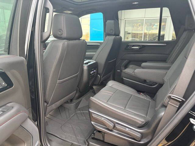 2025 Chevrolet Tahoe RST