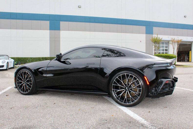 2023 Aston Martin Vantage
