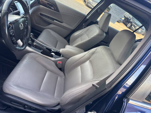 2017 Honda Accord EX-L w/Navi w/Honda Sensing