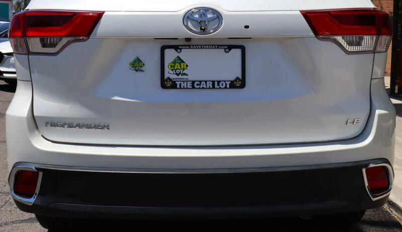 2017 Toyota Highlander LE Plus