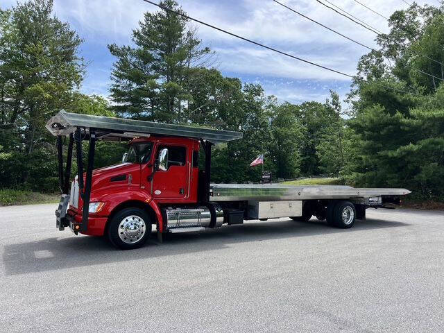 2022 Kenworth T370