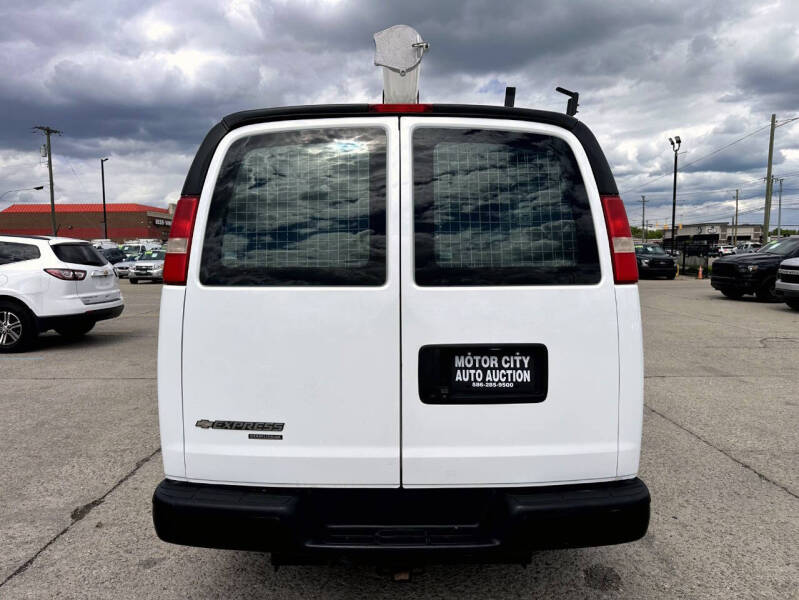 2013 Chevrolet Express 2500