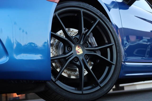 2017 Porsche 718 Cayman