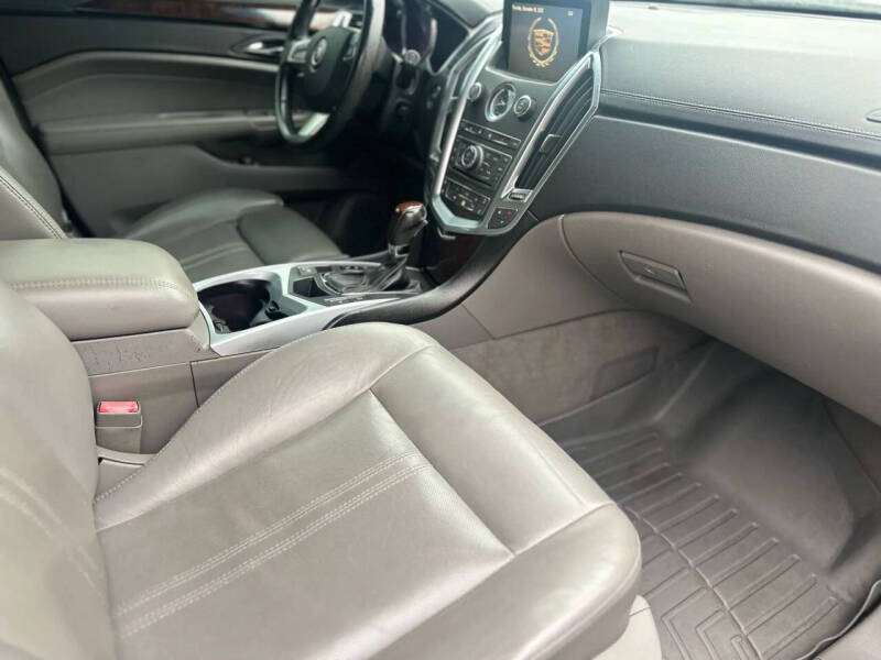 2011 Cadillac SRX Luxury Collection