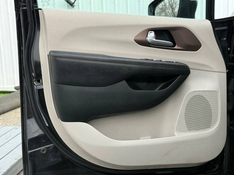 2017 Chrysler Pacifica