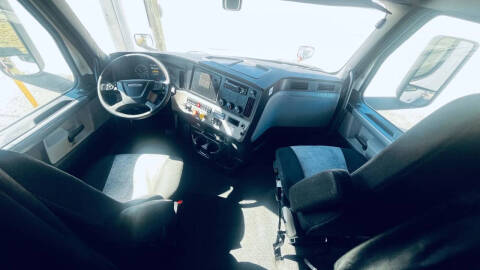 2020 Freightliner Cascadia