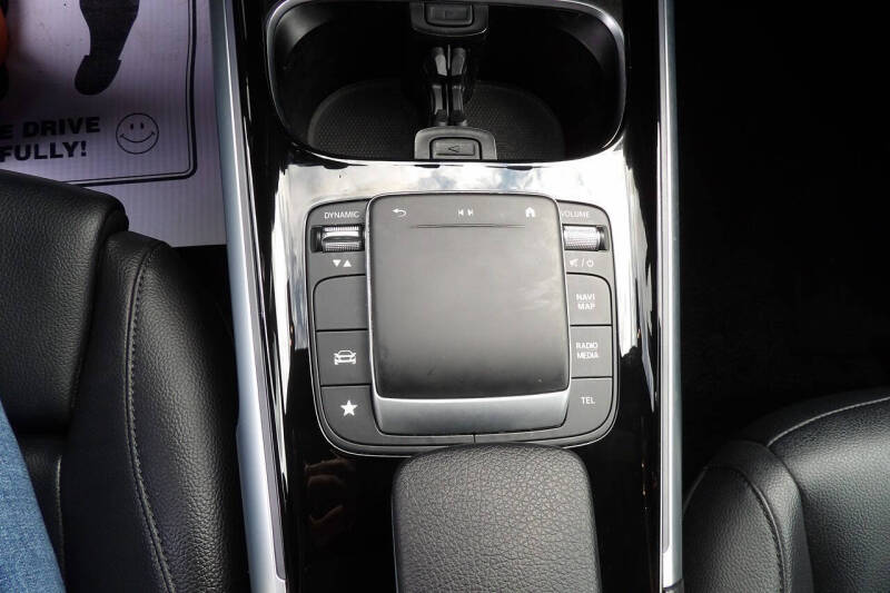 2022 Mercedes-Benz GLB GLB 250