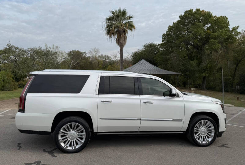 2019 Cadillac Escalade ESV Platinum
