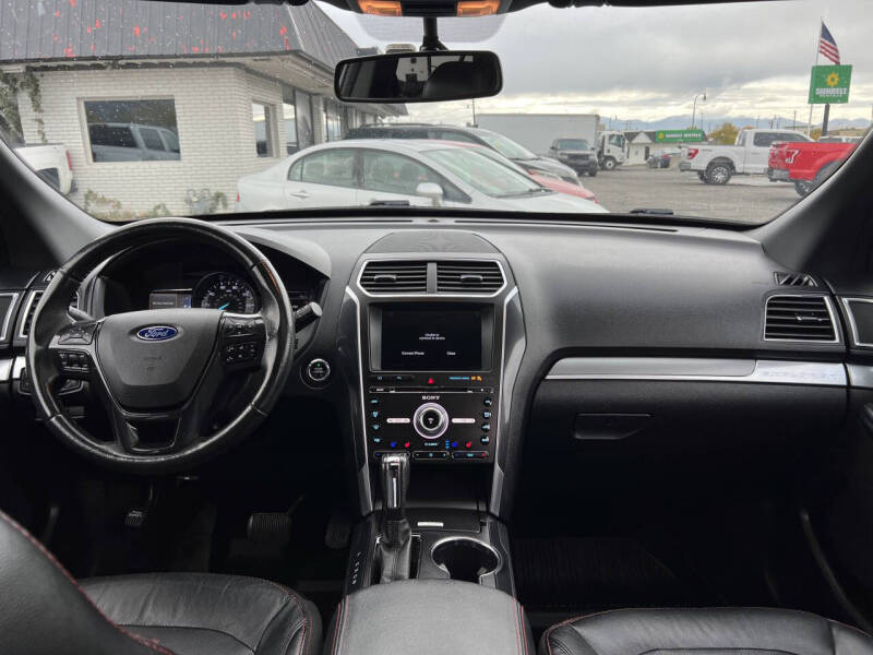 2017 Ford Explorer Sport