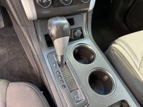 2010 Chevrolet Traverse LT