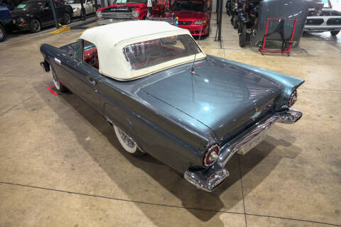 1957 Ford Thunderbird