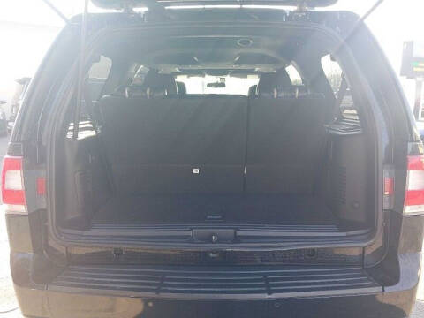 2017 Lincoln Navigator Select