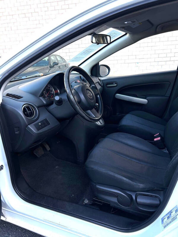 2014 Mazda MAZDA2 Sport
