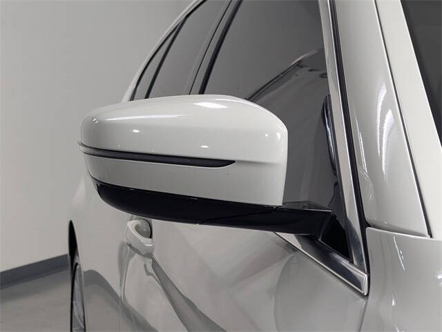 2022 BMW 5 Series 530i