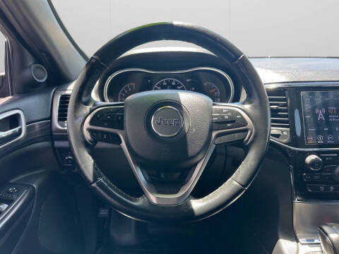 2019 Jeep Grand Cherokee Laredo