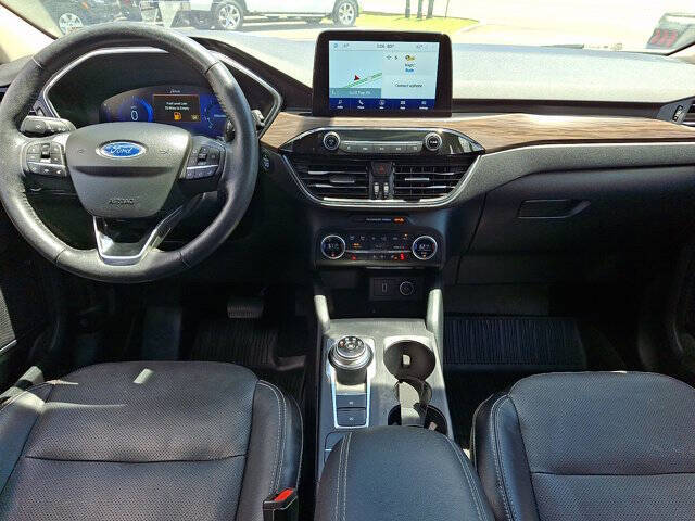 2020 Ford Escape Titanium