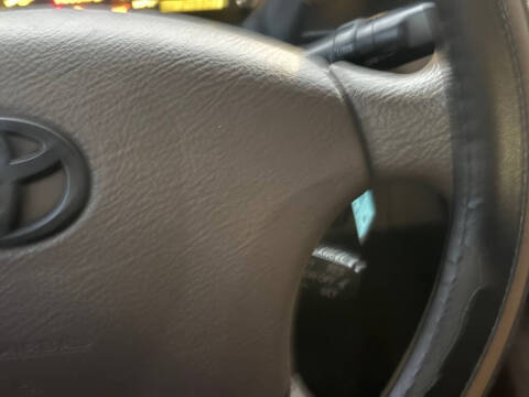 2003 Toyota Sequoia SR5