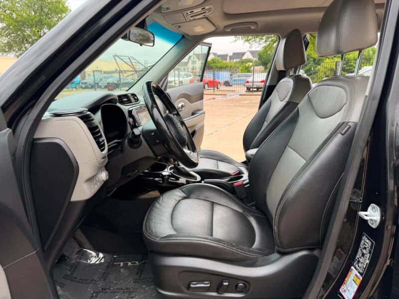 2018 Kia Soul +