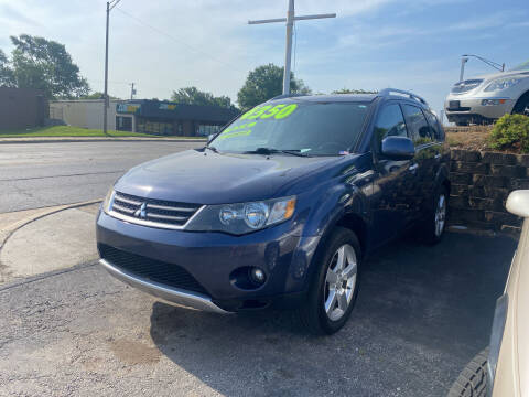 2008 Mitsubishi Outlander for sale at AA Auto Sales in Independence MO