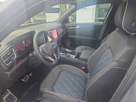 2026 Volkswagen Atlas Cross Sport SEL Premium R-Line 4Motion