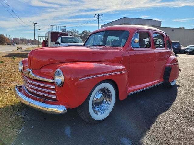 1946 Ford SEDAN 4